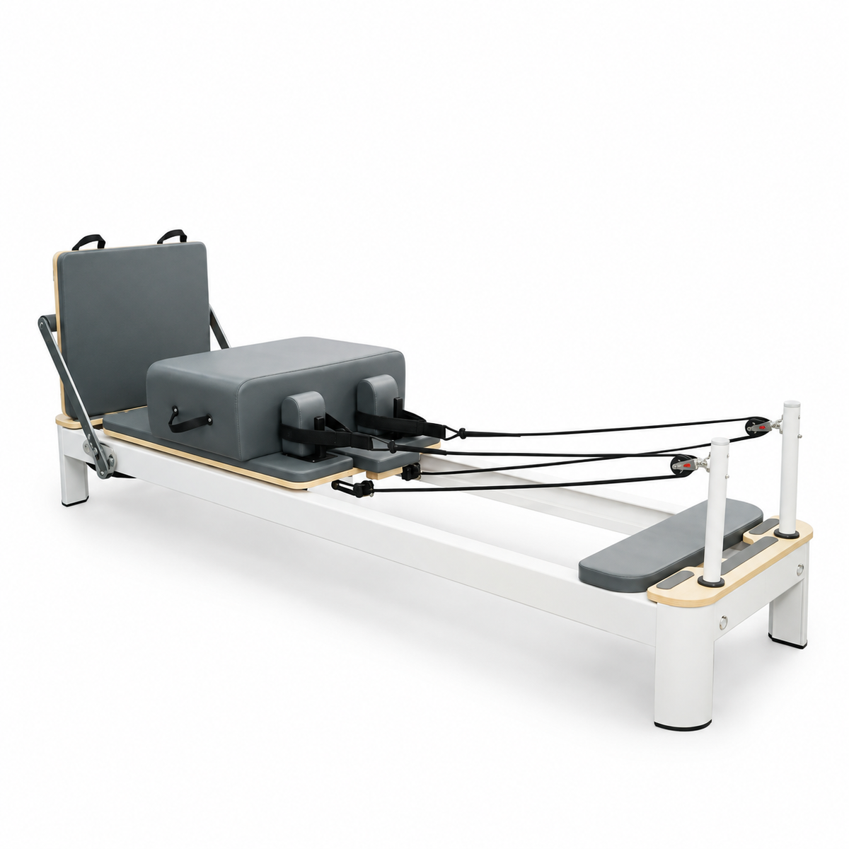 Pilates Reformer Astra en aluminium blanc et gris – vue de trois quarts sur fond blanc